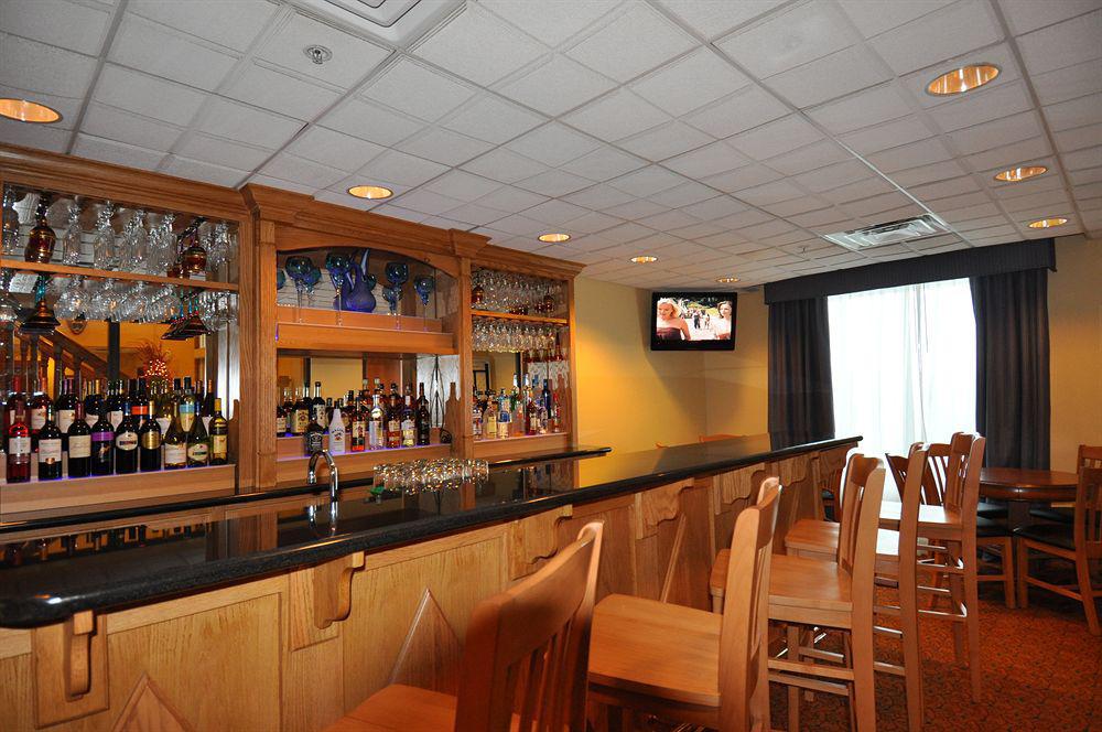 קנר Comfort Inn & Suites New Orleans Airport North מסעדה תמונה