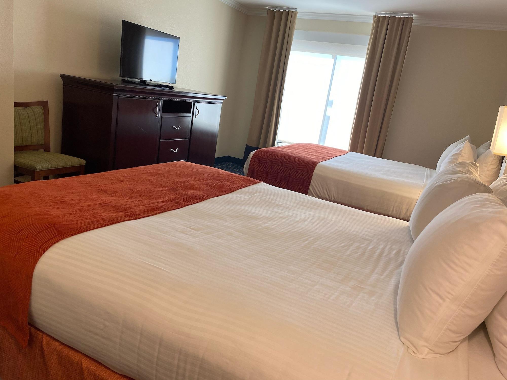 קנר Comfort Inn & Suites New Orleans Airport North מראה חיצוני תמונה
