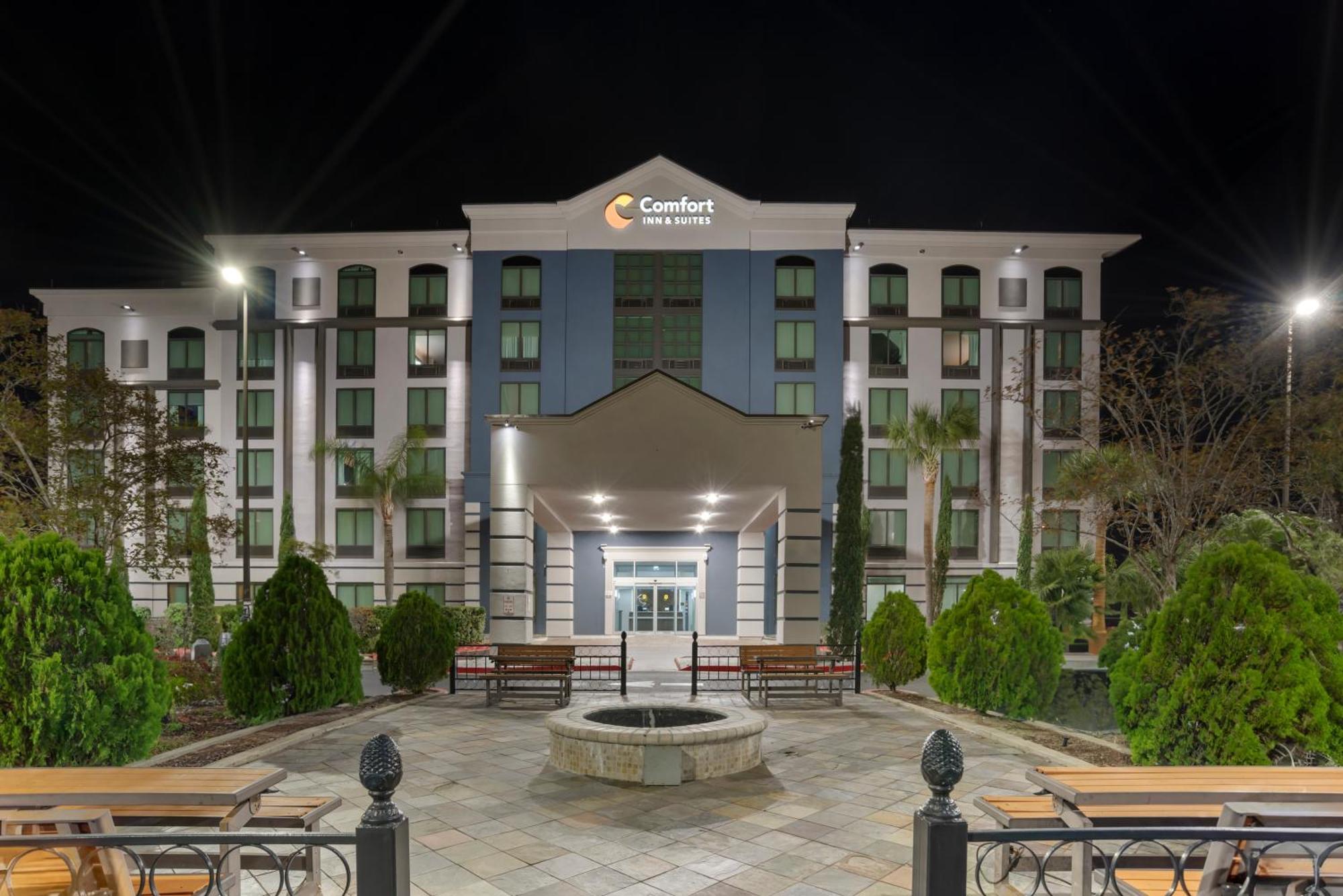 קנר Comfort Inn & Suites New Orleans Airport North מראה חיצוני תמונה